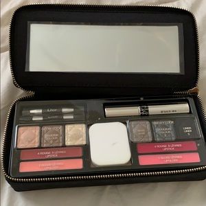 Dior Holiday Couture Palette